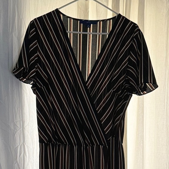 Apt. 9 Faux Wrap Front Jumpsuit - Picture 4 of 7